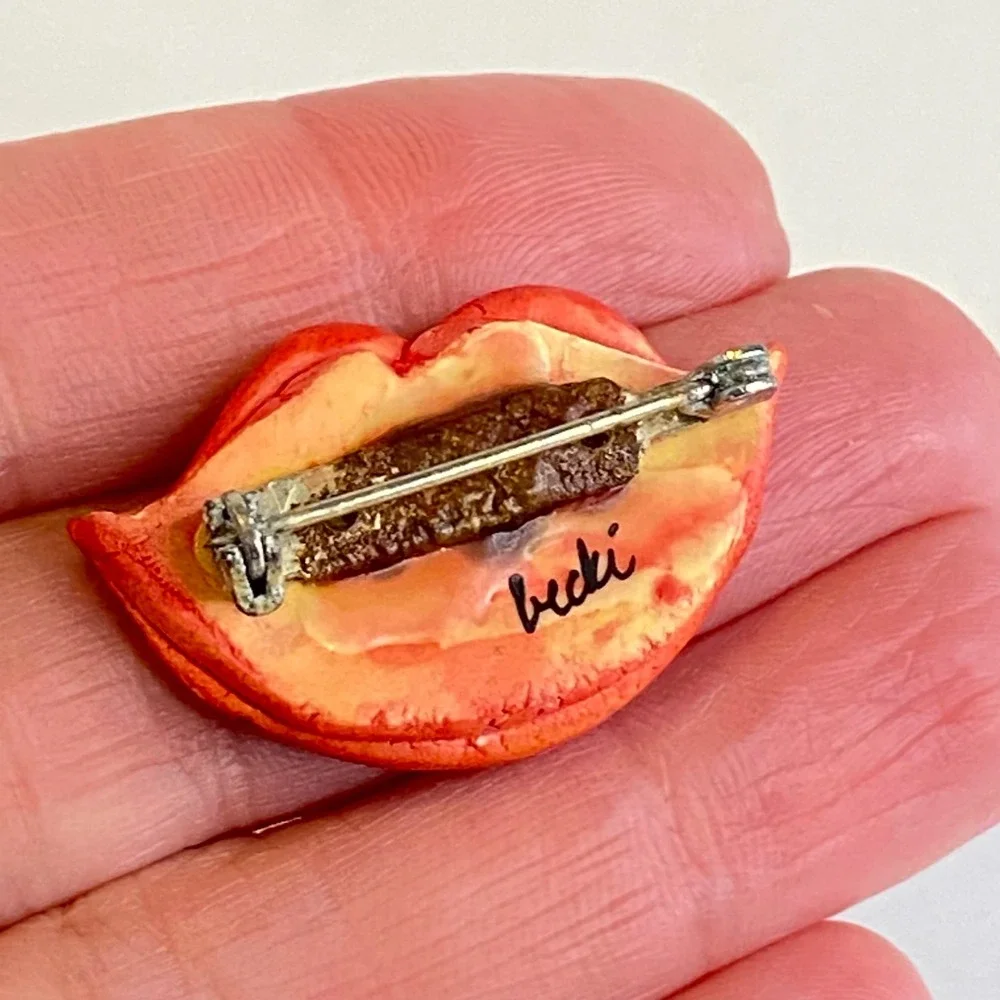 Hand Painted Red Lips Teeth Brooch Pin Signed Retro‎ Pop Art Kitsch Whimsical